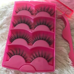 Mink lashes + Eyelash Case Last 1